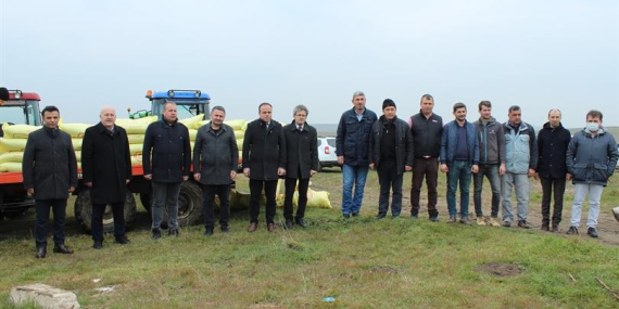 HAYRABOLU İLÇESİNDE MERALARDA GÜBRELEME YAPILDI