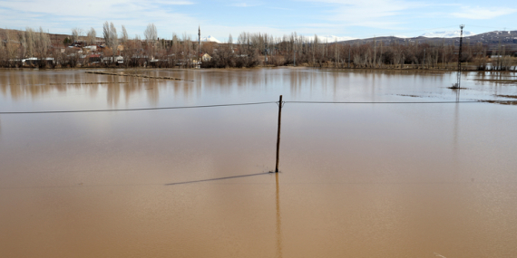 Sivas’ta Tarım arazileri sular altında kaldı