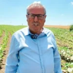 Tekirdağ İl Tarım ve Orman Müdürlüğü ekiplerinin Süleymanpaşa Demirli Mahallesi'nde üretici ziyareti sırasında yaptığı inceleme