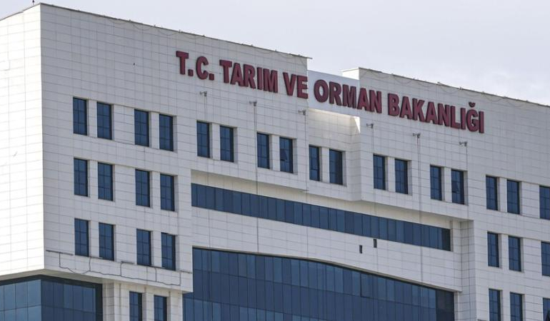 Tarım ve Orman Bakanlığı, 1874 sözleşmeli personel alımı için başvuruları 27 Temmuz-9 Ağustos tarihleri arasında kabul edecek.